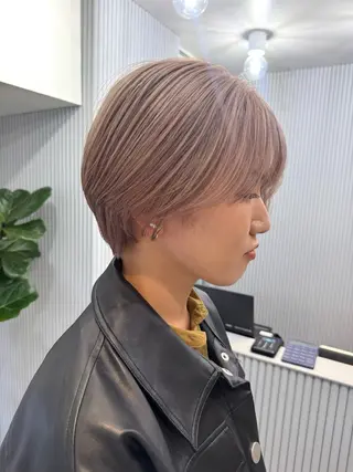 ショート カラー Lomalia 🤍🫧/makoのヘアスタイル