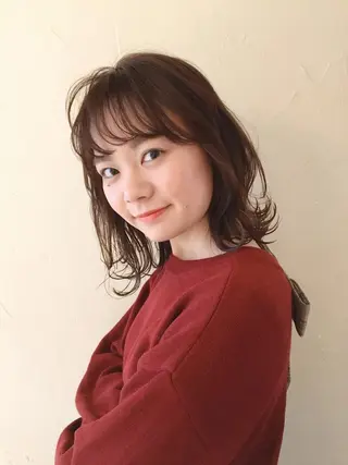 ミディアム シマダ アユミのヘアスタイル