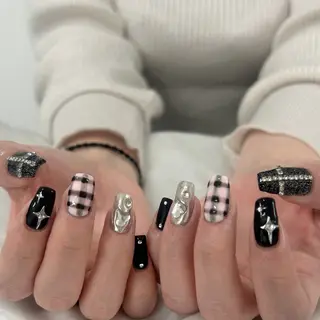 ネイル MODA MANAMIᵕ̈のネイルデザイン