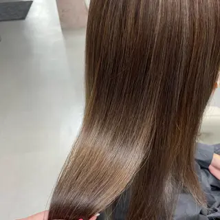 ロング カラー 坂本 沙也加のヘアスタイル