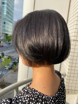 セミロング カラー ブリーチ koheiのヘアスタイル