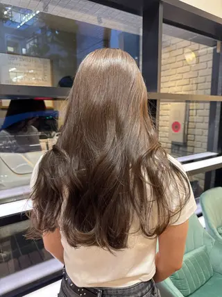 ロング カラー 暖色カラー🤎Red Neo meiのヘアスタイル