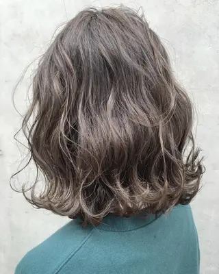 ミディアム カラー 【美髪矯正】【スト カール】小野村翔太のヘアスタイル