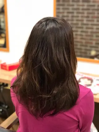 セミロング カラー パーマ 美髪矯正 🌈髪質改善 山下のヘアスタイル