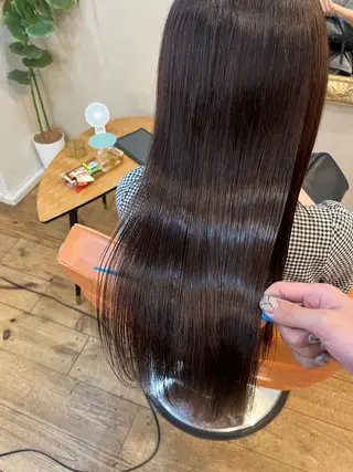 ロング ⚪️髪質改善 縮毛 店長 コウ⚪️のヘアスタイル
