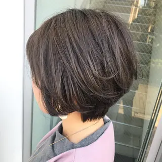 ショート カラー 武田 久司のヘアスタイル