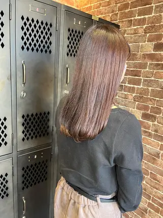 ロング カラー パーマ ヘアアレンジ メンズ キッズ ネイル マツエク・マツパ アイブロウ 久木原 ゆりのヘアスタイル