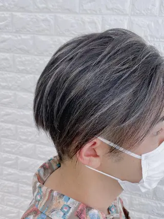 カラー メンズ 福森 みずきのヘアスタイル