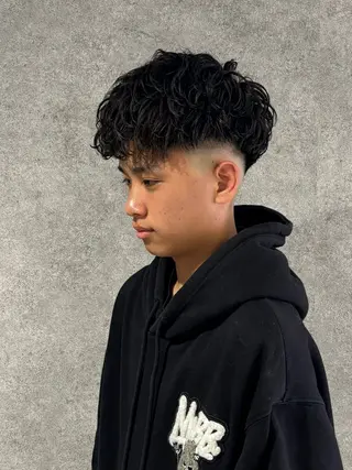 パーマ メンズ りんと/天神/カット モデル募集/艶カラーのヘアスタイル