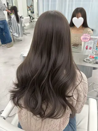 ロング カラー 透明感カラー 古山 結季🌙🖤のヘアスタイル