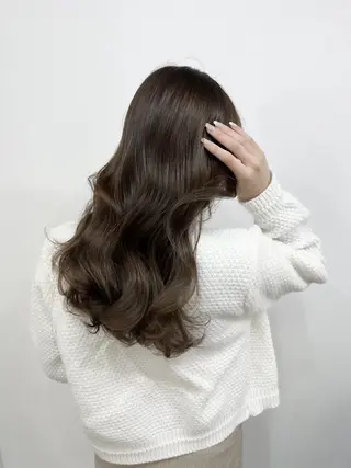セミロング カラー ioe 元町のヘアスタイル