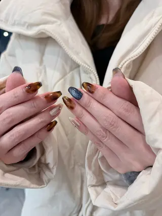 ネイル はばすみれ🎀ﾈｲﾙ 光ﾌｪｲｼｬﾙ ﾍｱのネイルデザイン