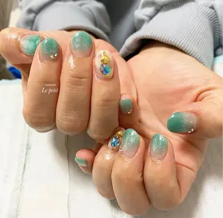 ネイル 石野 広佳のネイルデザイン