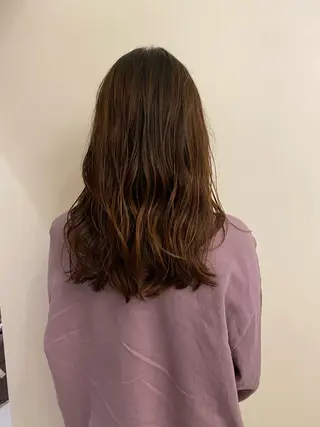 セミロング パーマ 吉田 光佑のヘアスタイル