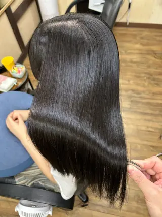 ロング パーマ みやたゆうき 髪質改善講師のヘアスタイル