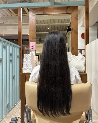 カラー 宮嵜 麻樺のヘアスタイル
