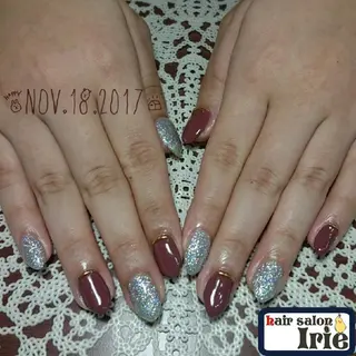 カラー パーマ ヘアアレンジ メンズ キッズ ネイル 與儀 知佳のネイルデザイン