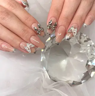 ネイル Emma Jewel🏛️♡のネイルデザイン