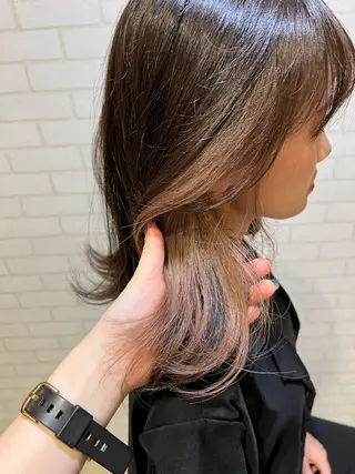 ミディアム 黒田 愛梨のヘアスタイル