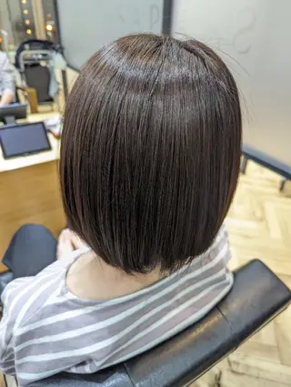 ショート カラー ✨METEO導入店✨ 髪質改善×縮毛矯正のヘアスタイル
