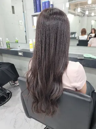 ロング カラー ❇️安達 優心❇️ レイヤー/艶髪特化のヘアスタイル