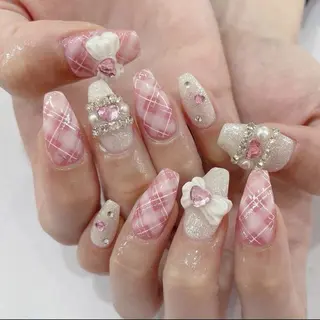 ネイル Lee Nailsのネイルデザイン