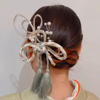 ミディアム ヘアアレンジ 透け感ブラウンカラー /レイヤー🧸ナシコのヘアスタイル