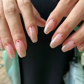 ネイル 西村 美咲のネイルデザイン