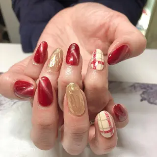 ネイル ガレンドウ 白澤 愛子のネイルデザイン