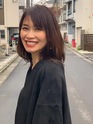 セミロング カラー 藤田 衣子のヘアスタイル