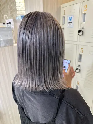 ミディアム カラー 【寺田町】ソリハシ アキラのヘアスタイル