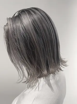 カラー SOL Matsumuraのヘアスタイル