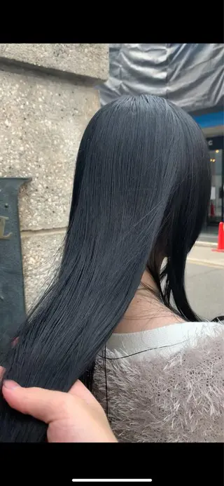 ロング カラー れい🫧 ハイトーン特化のヘアスタイル