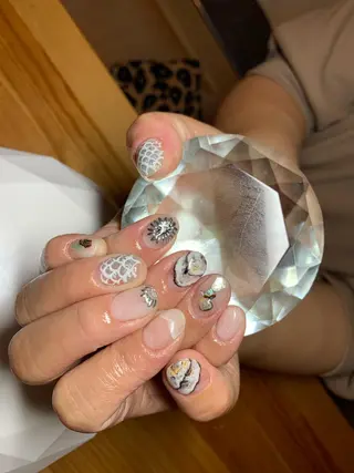 ネイル LAVISH nail salonのネイルデザイン