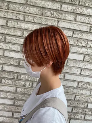 ショート カラー 大石 さやかのヘアスタイル