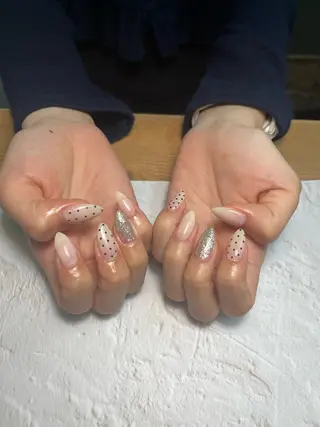 ネイル 🩵atelier- 01 優奈🩵のネイルデザイン