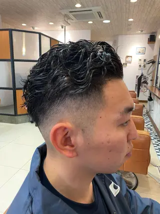 ショート くびれショート・ボブ カットorパーマ特化のヘアスタイル