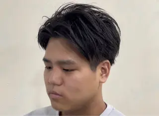 ショート メンズ 姫路アンメリーアン ダンのヘアスタイル