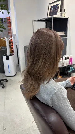 セミロング カラー ここね/透明感 カラー/ナチュラルのヘアスタイル