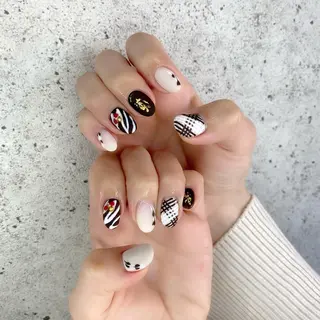 ミディアム カラー パーマ ヘアアレンジ メンズ キッズ ネイル マツエク・マツパ アイブロウ Salon Kのネイルデザイン