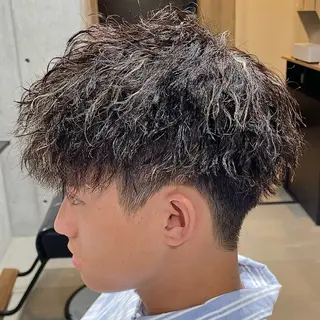 ショート カラー パーマ メンズ 中崎町メンズパーマ/ シャドウ/山下拓実のヘアスタイル