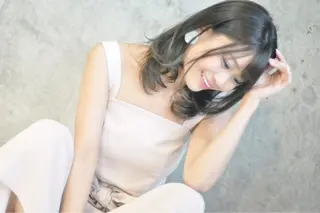 ロング カラー 藤原 ちひろのヘアスタイル
