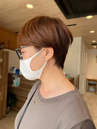 ショート カラー 似合わせ レイヤー須川のヘアスタイル