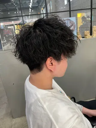 ミディアム パーマ メンズ メンズ専門サロン wokeのヘアスタイル