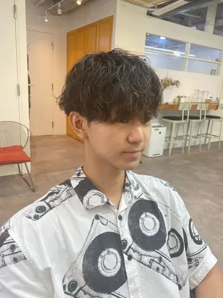 パーマ メンズ シャドウパーマ/ 波巻パーマYu-Kiのヘアスタイル