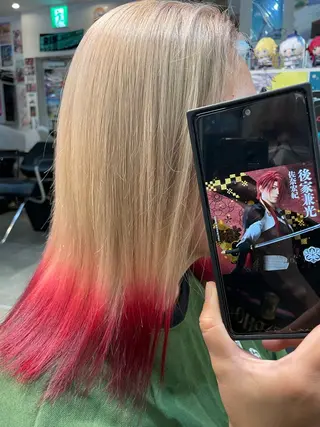 ロング カラー インナーカラー 推し ブリーチ 髪質改善のヘアスタイル