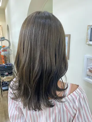 カラー SALOWIN栄 高須大貴のヘアスタイル