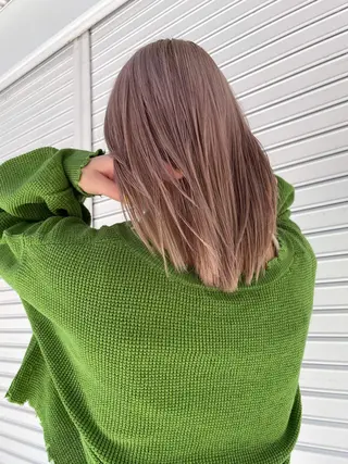 ミディアム カラー 福山 晴香のヘアスタイル