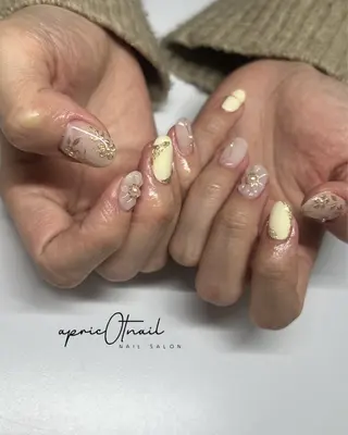 ネイル GO TODAY SHAiRE SALON 吉祥寺Glint店所属・吉祥寺ネイル&耳つぼ 🐈‍⬛🎀ANZUのネイルデザイン