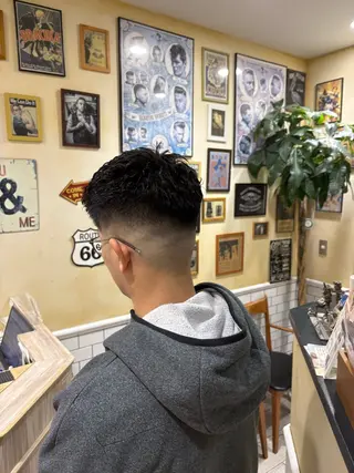 ショート Groomers Tokyo所属・大山慧也/フェード/ 無料期間残りわずかのヘアスタイル